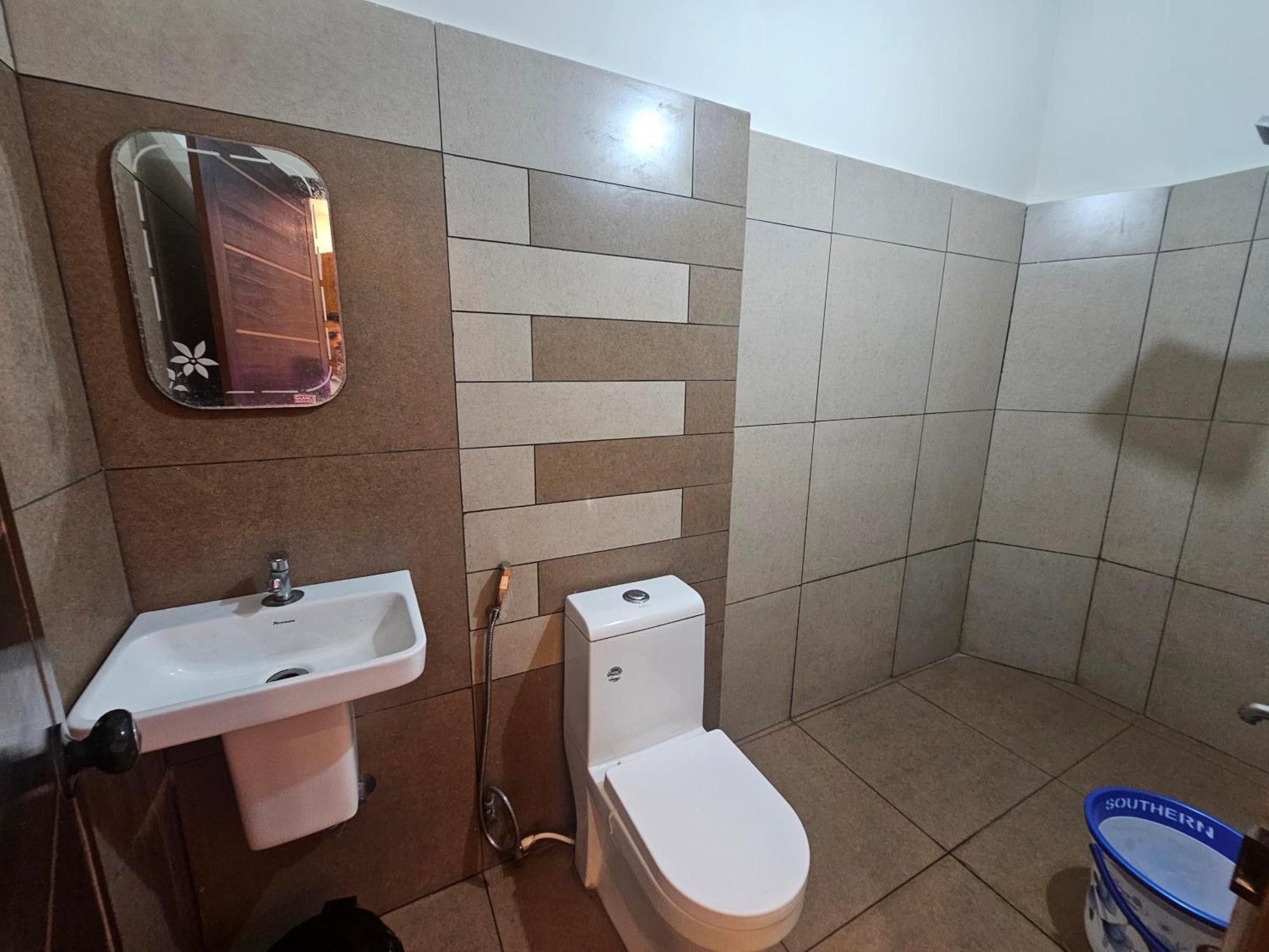 Mist Residency Hotel Kattappana Kültér fotó