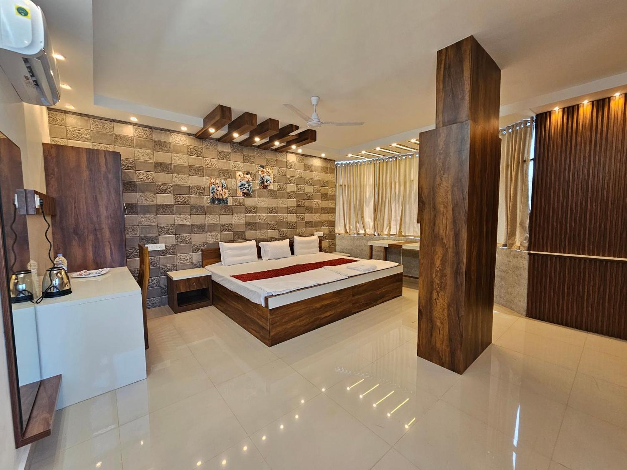 Mist Residency Hotel Kattappana Kültér fotó